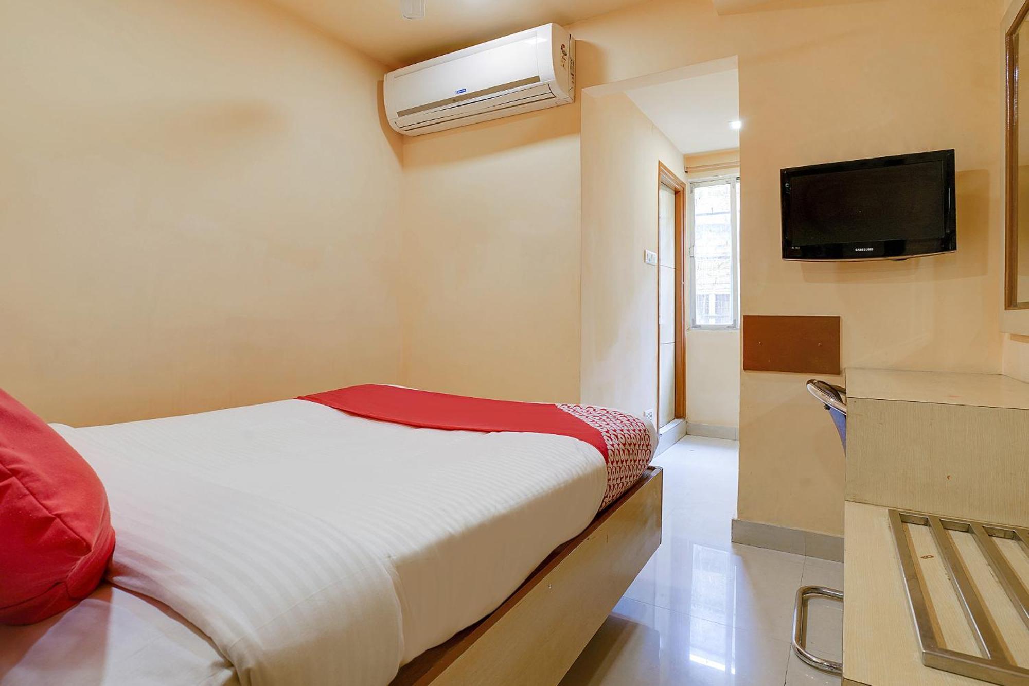 Hotel O Shanta Residency Lodge Sururnagar Eksteriør billede