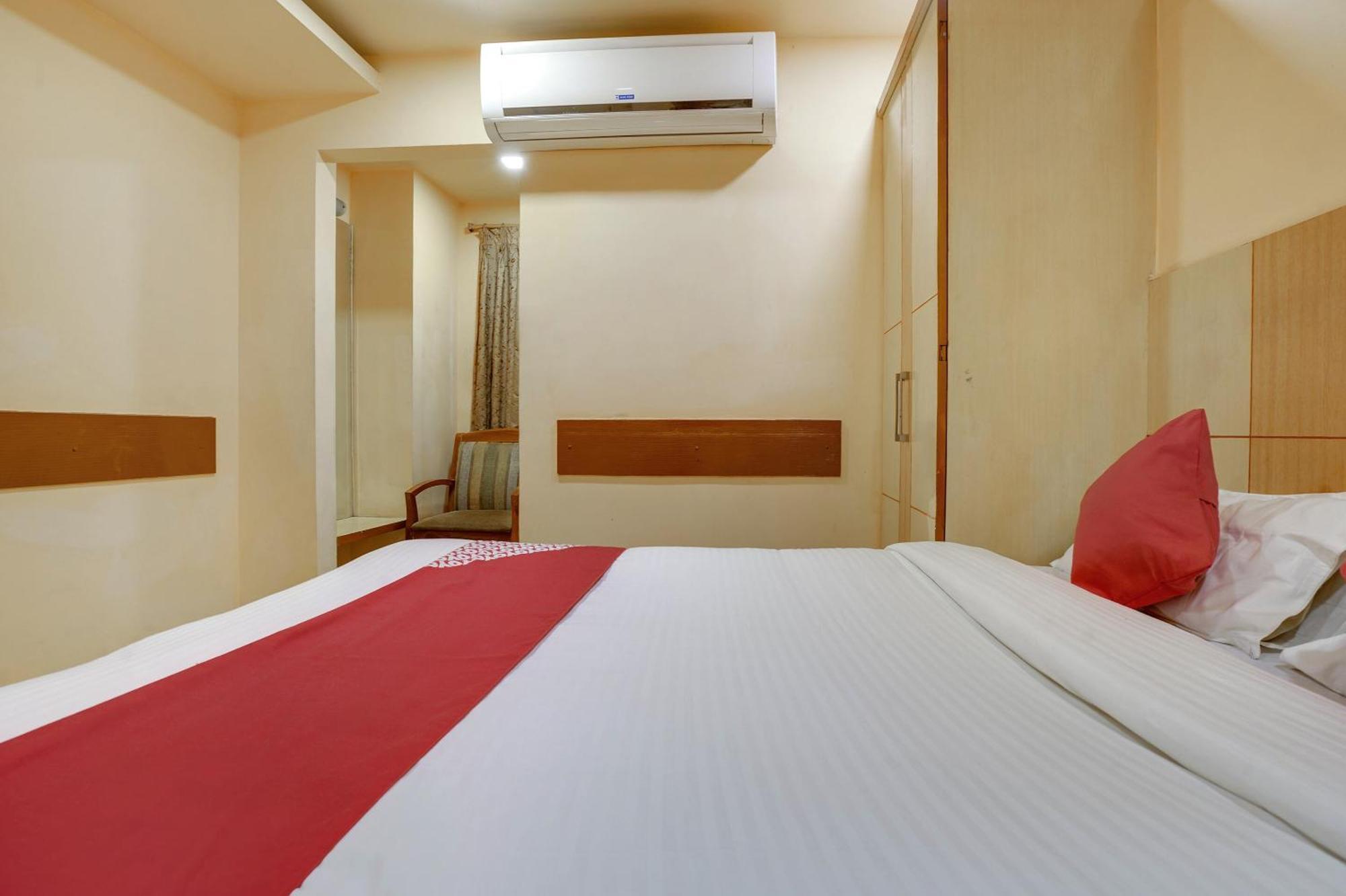 Hotel O Shanta Residency Lodge Sururnagar Eksteriør billede